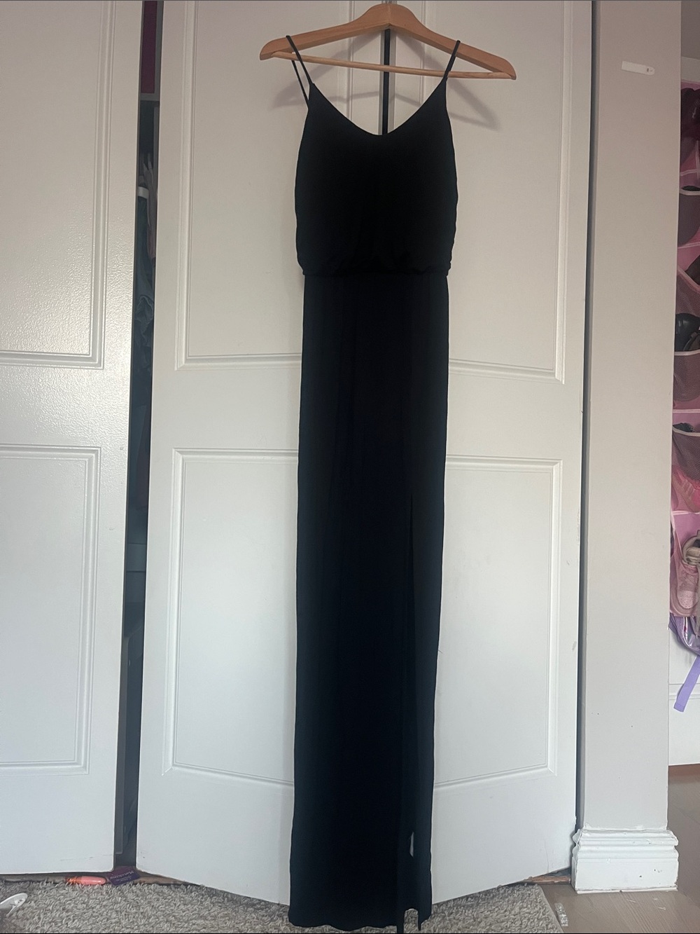 Lulu's Black Spaghetti-Strap Blouson Maxi Dress